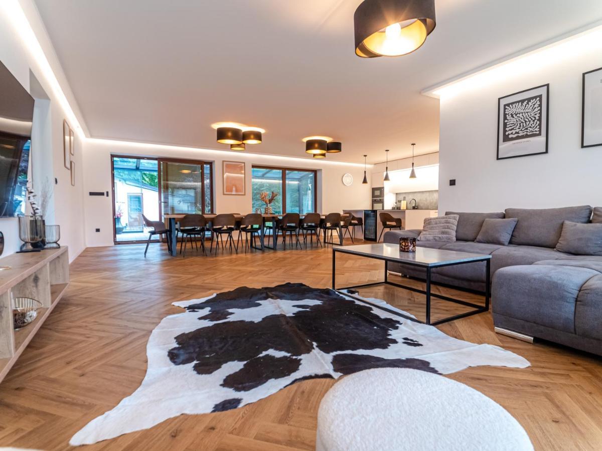 Villa U Zamku Sobotin Luaran gambar